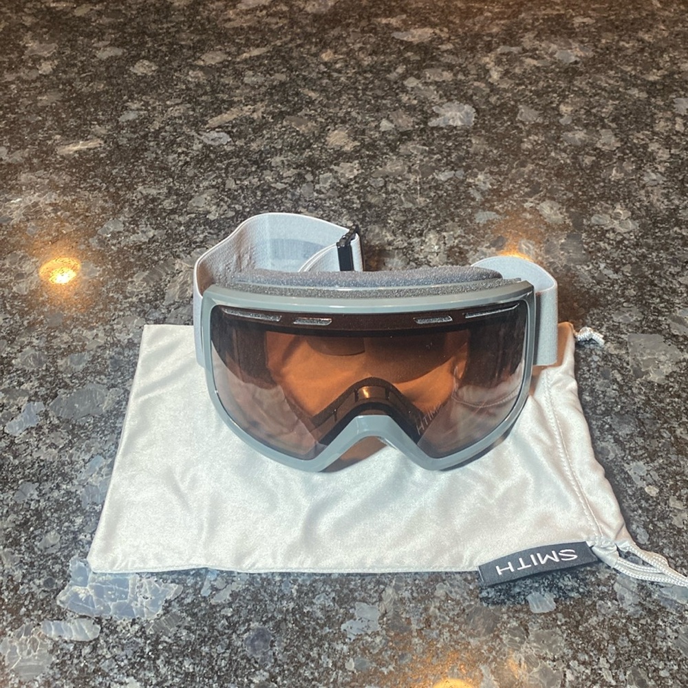 Smith Range Charcoal S2 RC36 Lens Fog X anti Fog Inner Lens Large Fit Gray